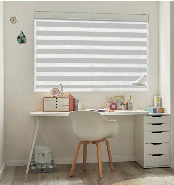 ロールスクリーン200 幅1770 丈1140 グレー タチカワブラインド