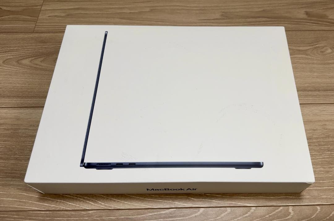 【美品】MacBook Air M2 2022 13インチ メモリ８GB