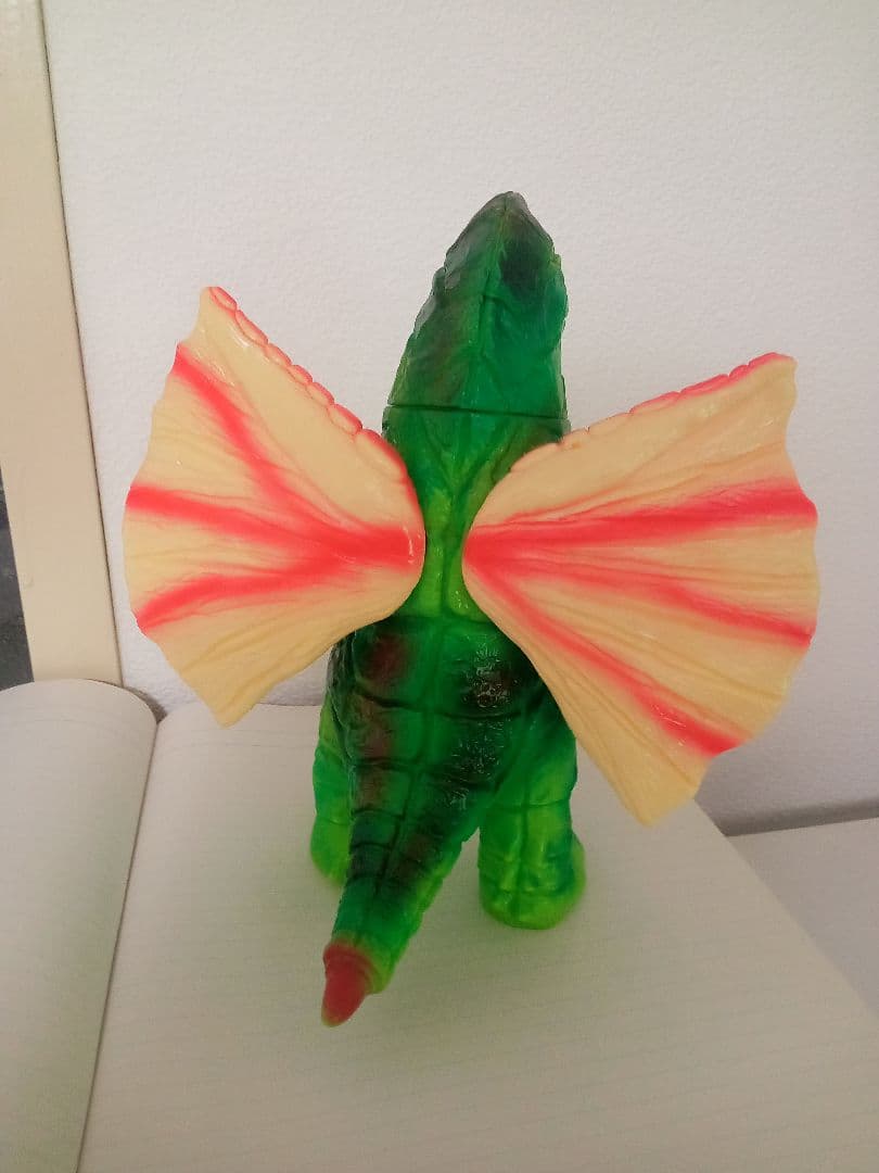 ベアモデル　ドラゴＳＴサイズソフビ