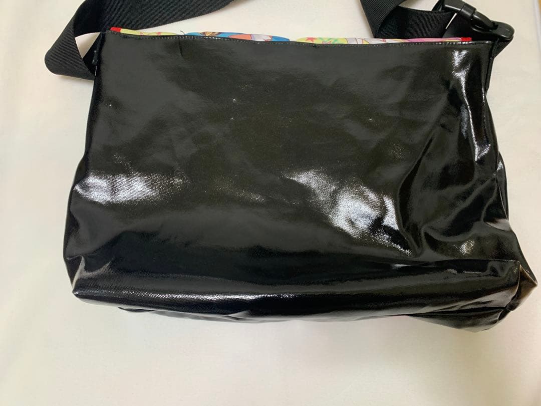 あめとゆき　おおかみさん　メッセンジャーバッグ