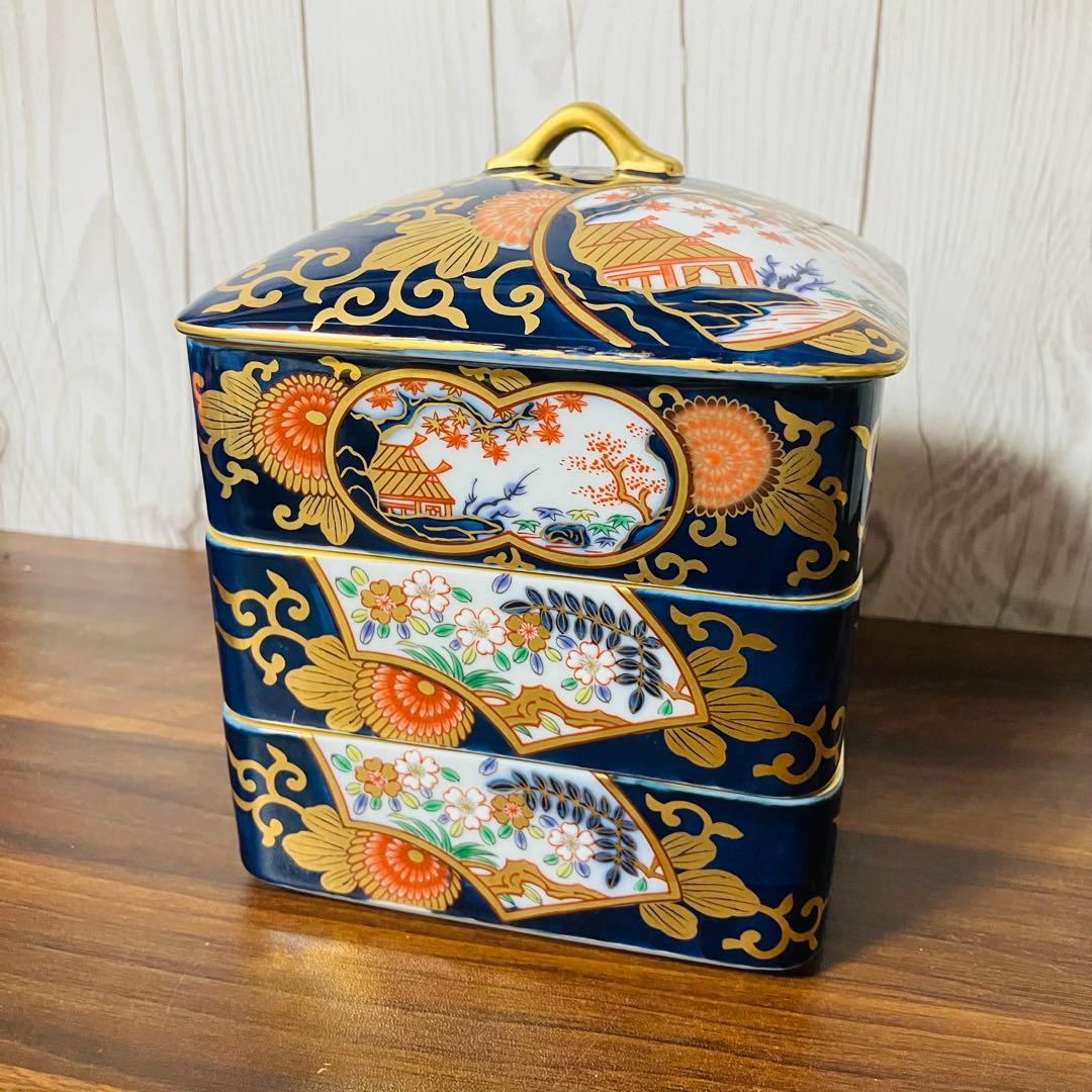 【希少 新品】有田焼 其泉窯 古伊万里 金襴手 三段重 金彩 お重 元箱付き