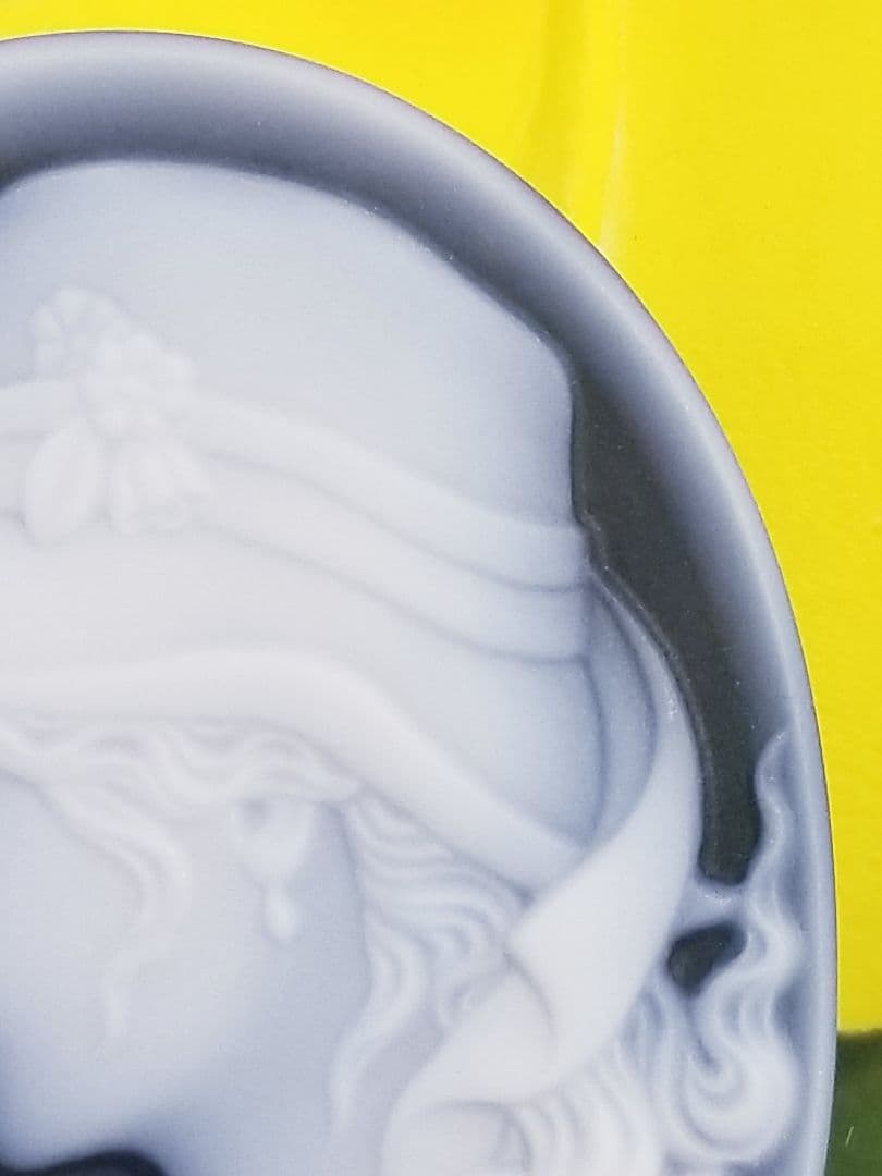 KM-98【フリードリッヒ・ウィルヘルム・クライン作】天然青瑪瑙カメオルース