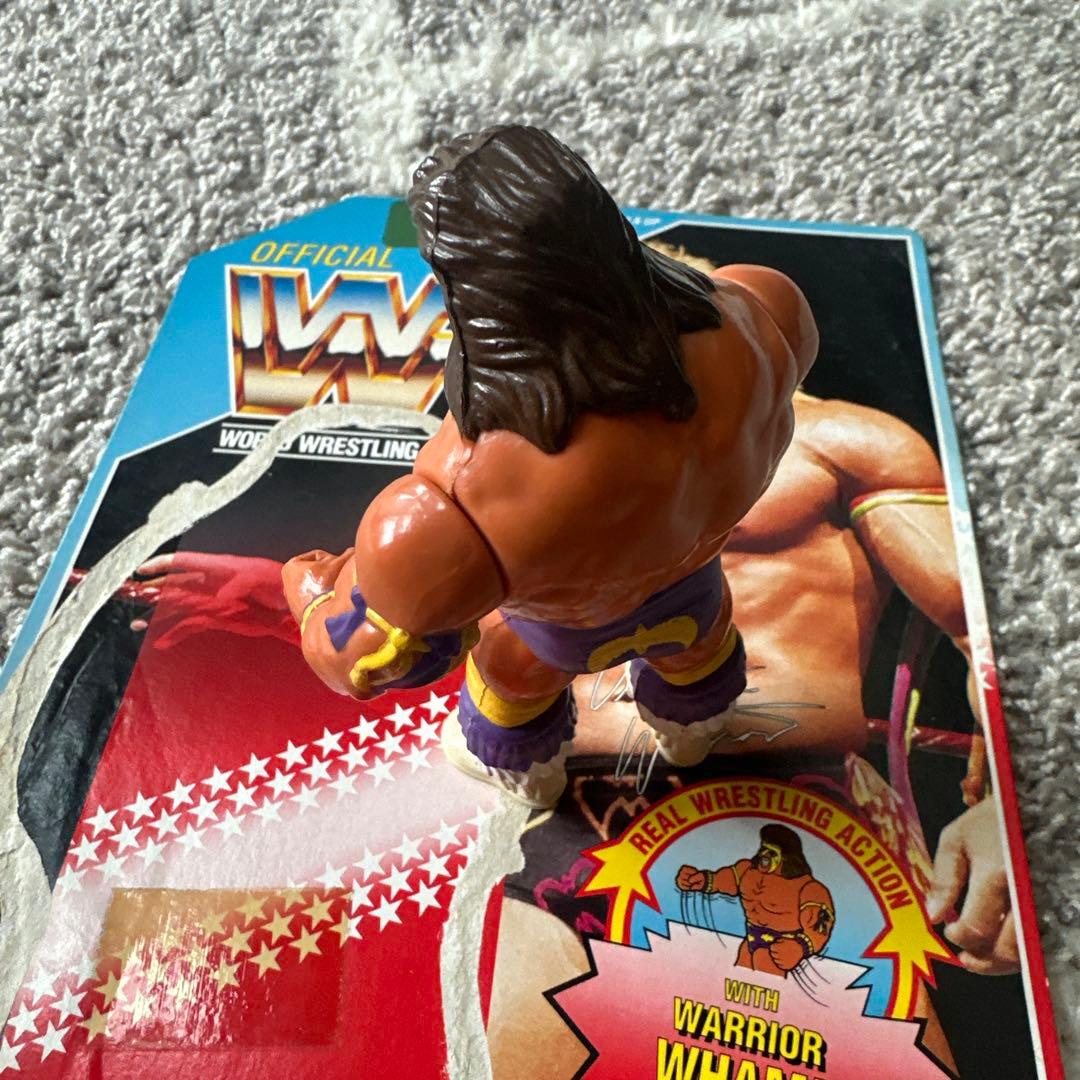 WWF ハズブロ　ウルティメイト・ウォリアー フィギュア