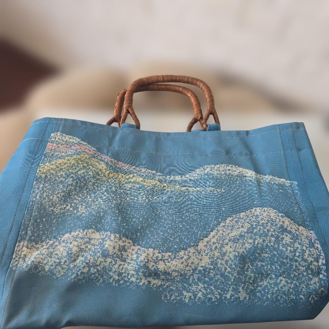山の模様 トートバッグ 青 持ち手やまぶどう