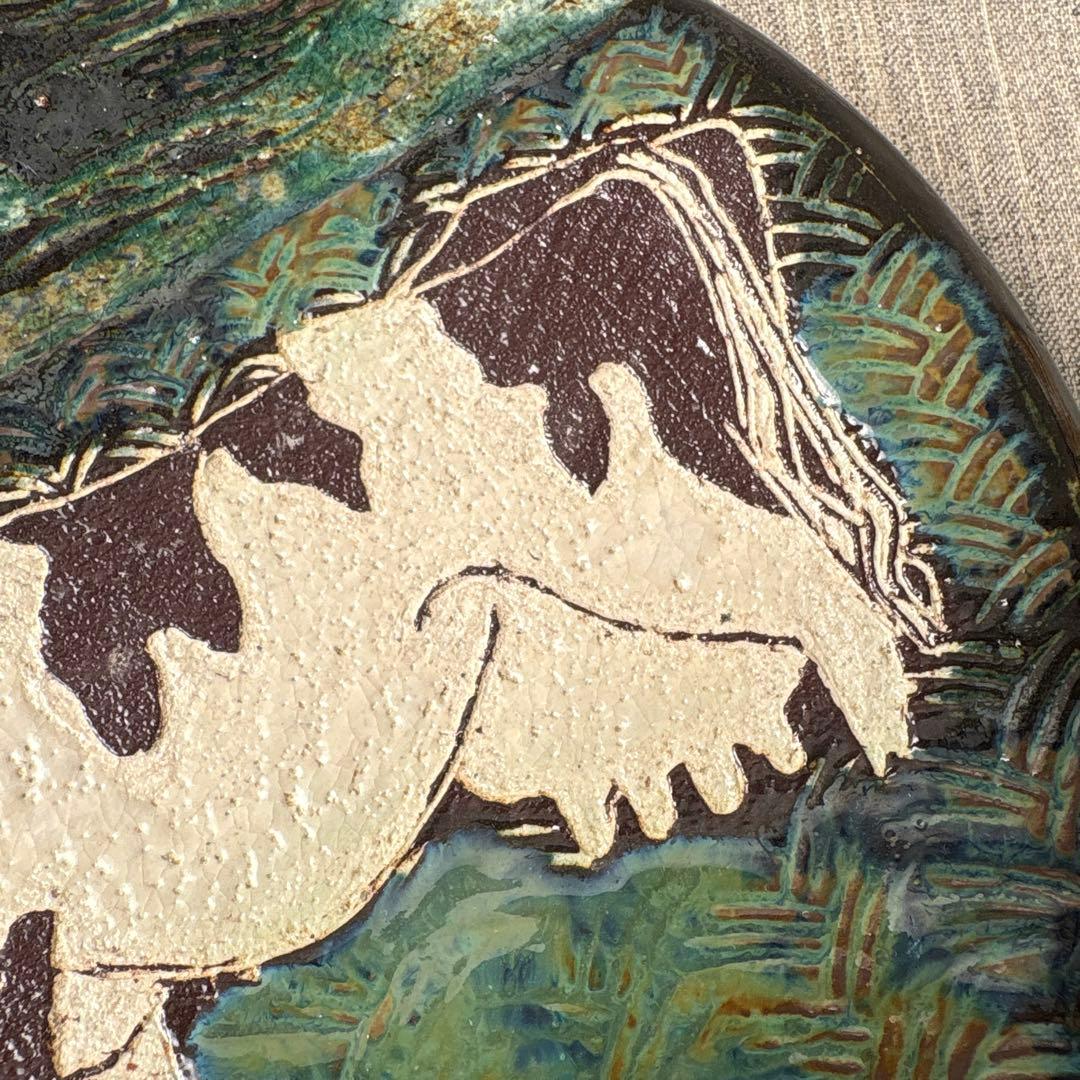 小森忍 北斗窯 陶芸家 作家 牛 飾り皿 ホルスタイン 牝牛