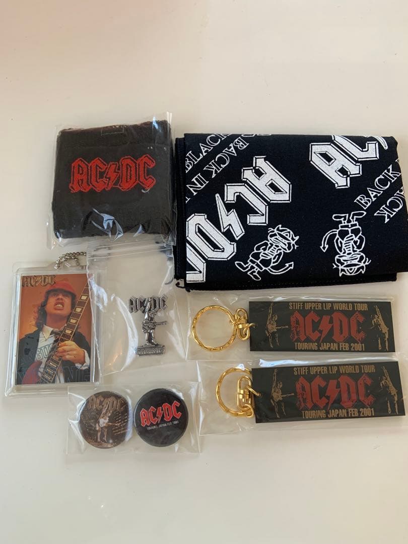 緊急お値下げ⭐️ 新品　ACDC バンナタ　カーホルダー　リストバンド　9点