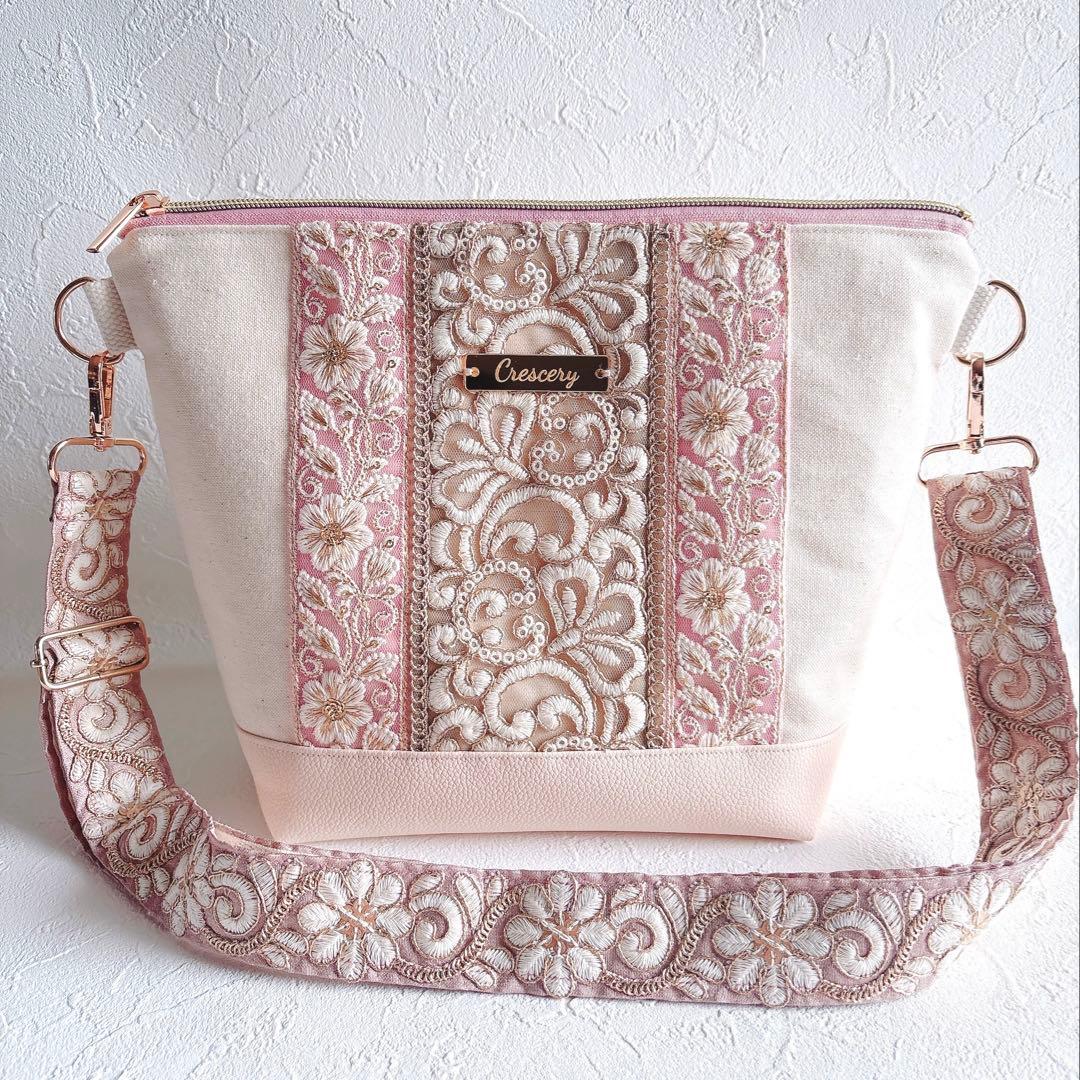 インド刺繍リボン　Lサイズ　サコッシュ　ショルダーバッグ　ハンドメイド　ピンク