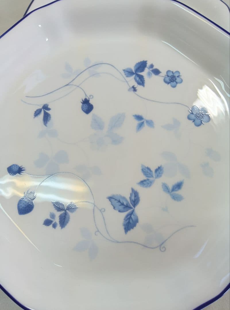 　ストロベリーブルー　プレート　カップ6点セット　中皿　ケーキ皿