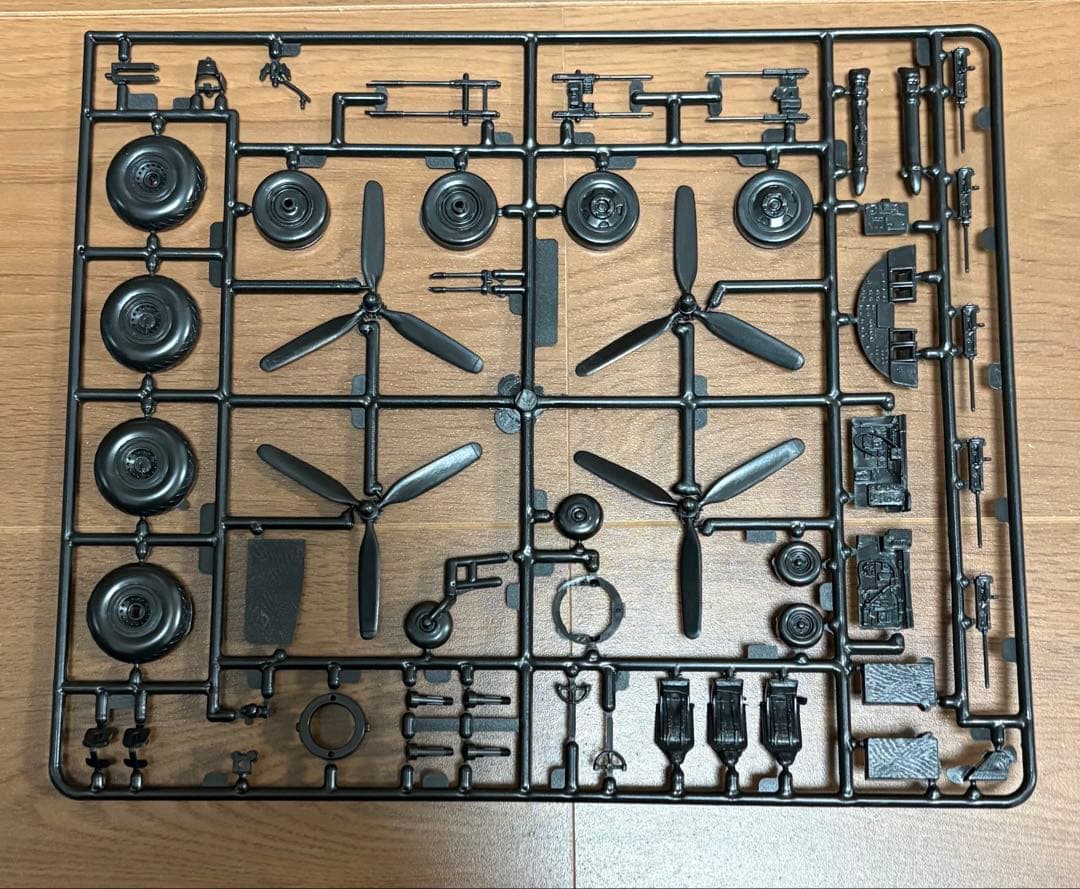 最終値下MONOGRAM B-17G FLYING FORTRESS 1/48