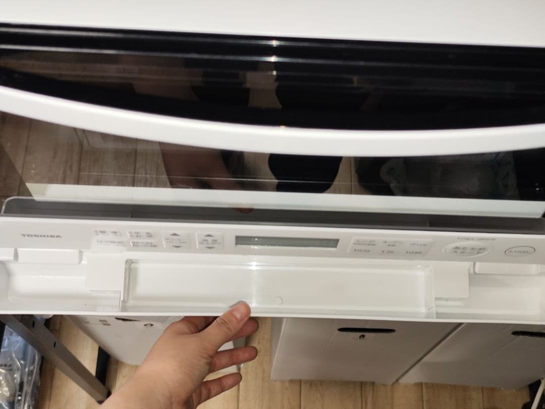 2025年製 TOSHIBAスチームオーブンレンジ 石窯ドーム ER-YD70