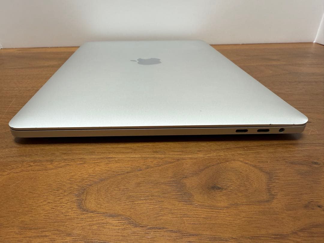 超高性能❗️MacBook Pro2020 シルバーi7&32GB&512