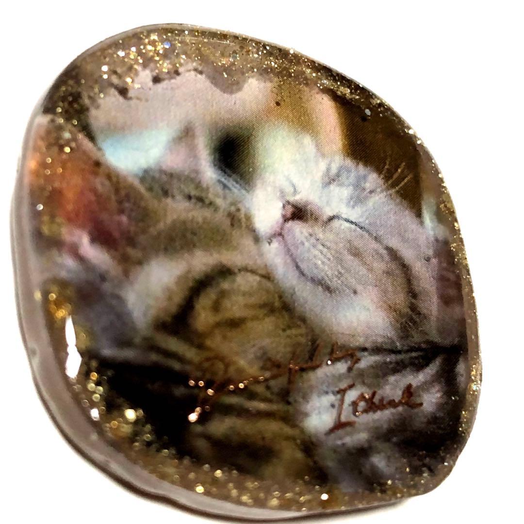 レジン　NO.214♡おすまし猫ちゃん