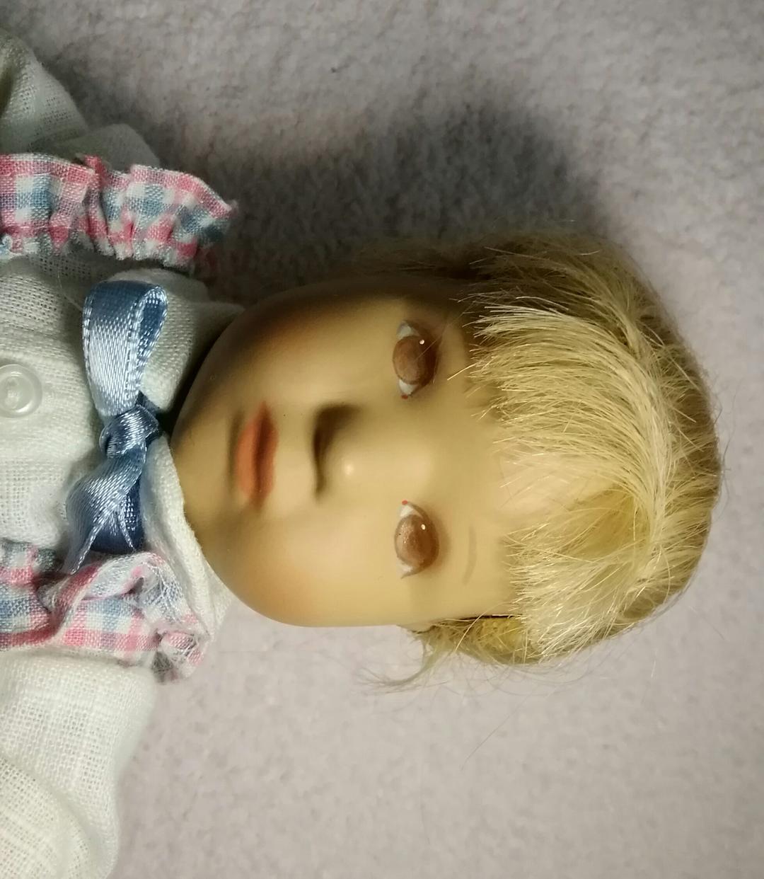 ドイツ　ケテクルーゼのお人形　25cm