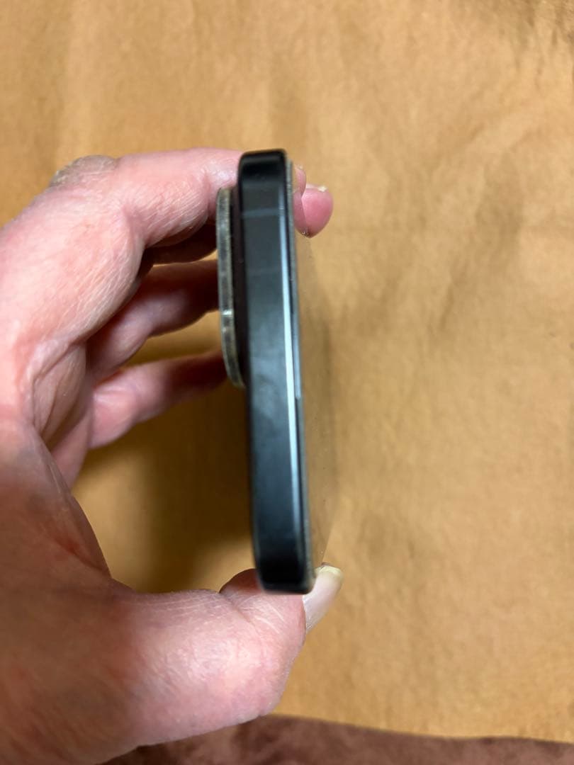 【美品】iPhone 15 Pro Max 256GB ブラックチタニウム