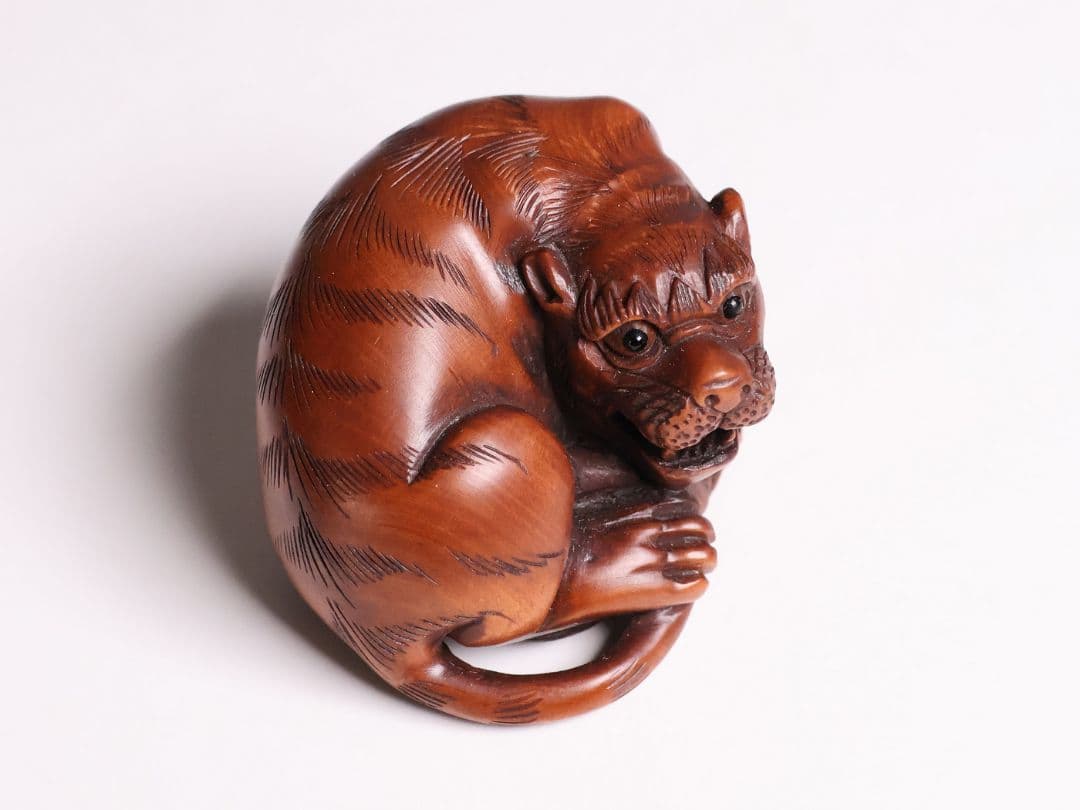 木製 提物 根付 虎 親子 寅 トラ 彫刻 木彫り【MB309】
