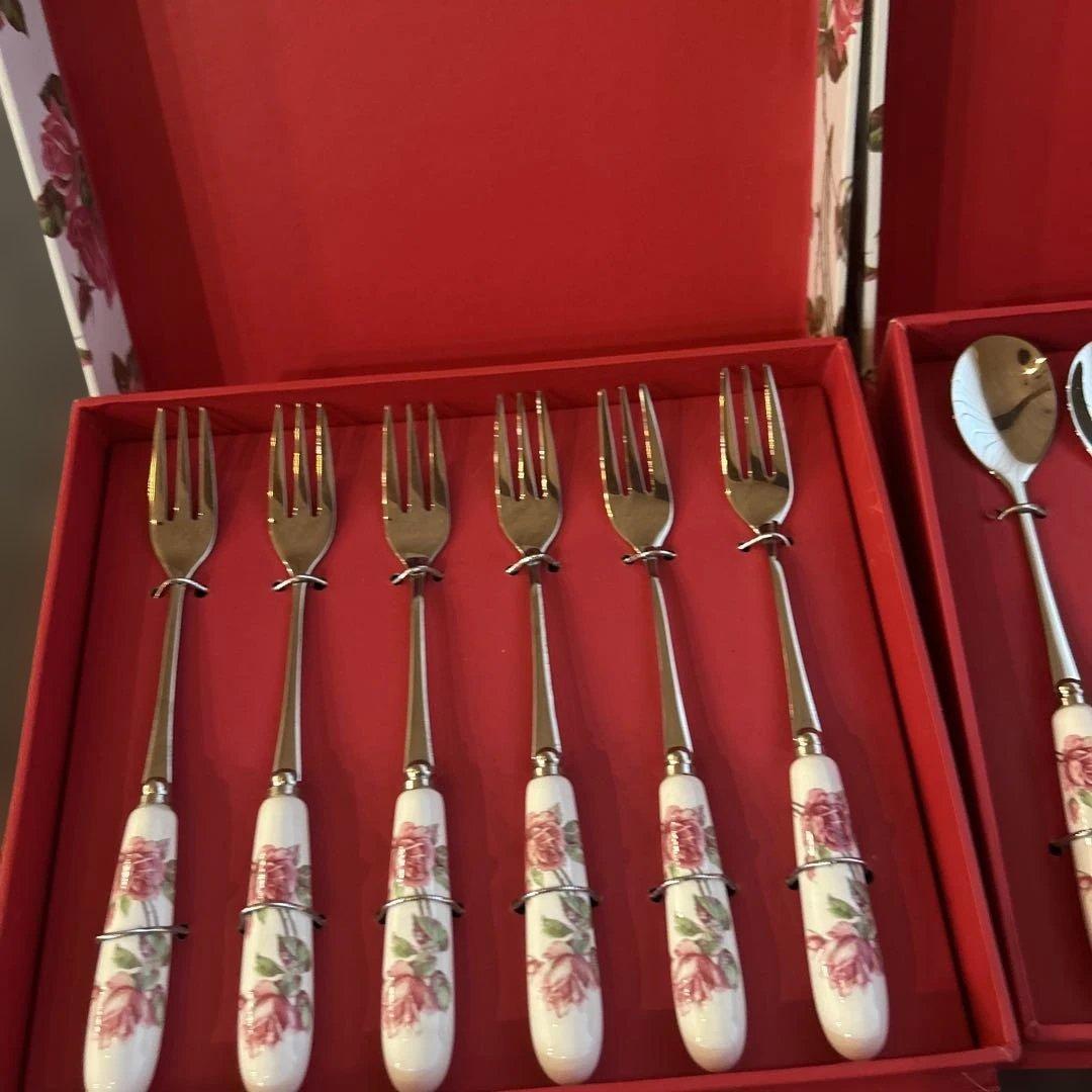 【新品未使用】Aynsley Living ティースプーン&フォーク12点