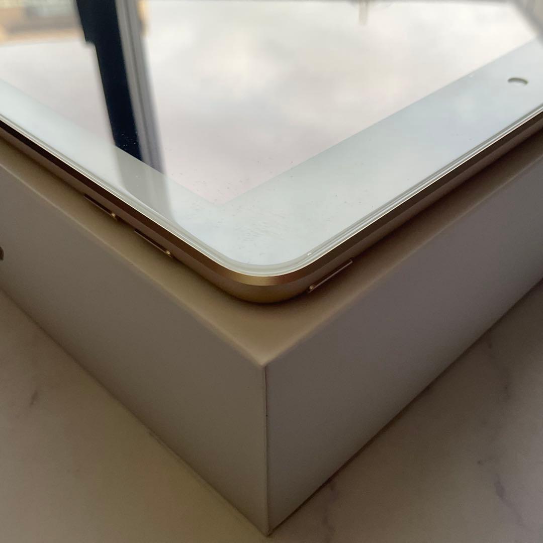 【超美品】Apple iPad 第5世代 Wi-Fi 32GB