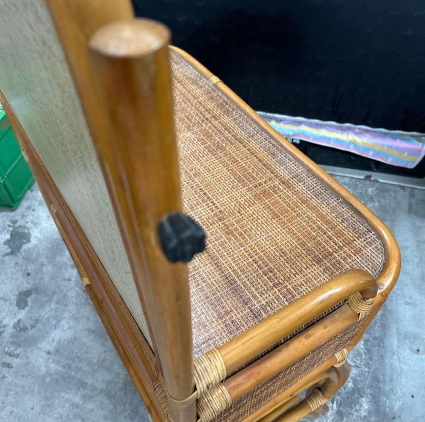 【配送不可、現地引取のみ】ラタン製ドレッサー・鏡台 アーチ型ミラー