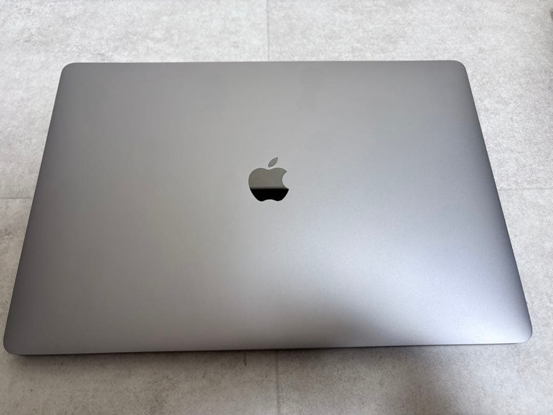 【純正付属品完備】MacBookPro2019 16インチ16GB,SSD512