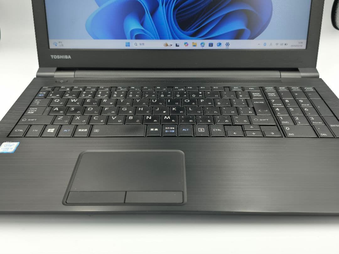 DynaBook 15.6インチ Win11Pro i3 8GB SSD128