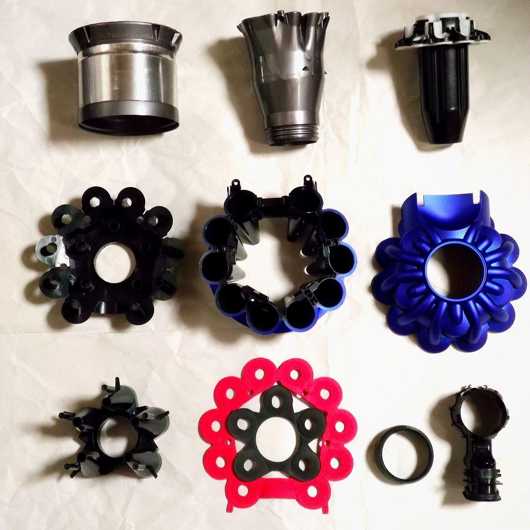 割引中ダイソンV8SV10掃除機＋マキタ18vアダプターセット分解清掃済み動作品