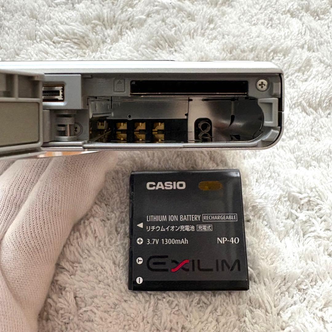 美品【動作確認済】CASIO カシオ EXILIM EX-Z600 レトロカメラ