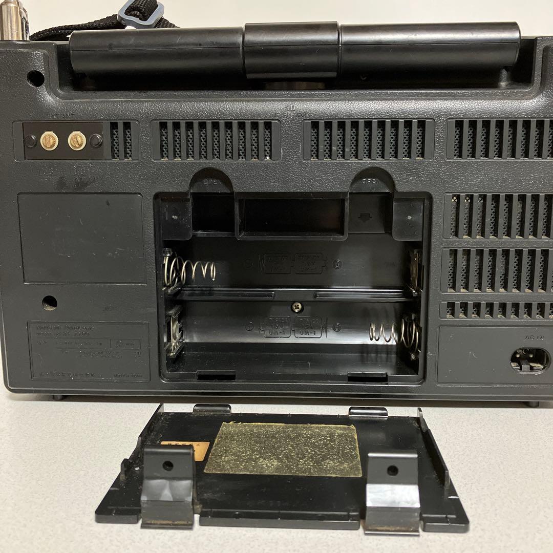 ナショナルＢＣＬラジオ　クーガー　　　　　　２２００　　完動品