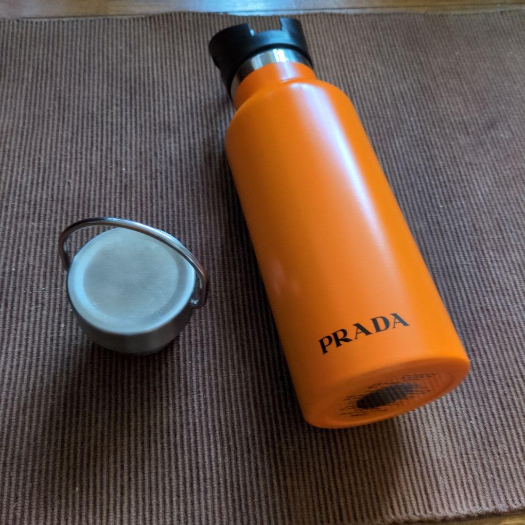 PRADA ステンレス製ウォーターボトル　500ml