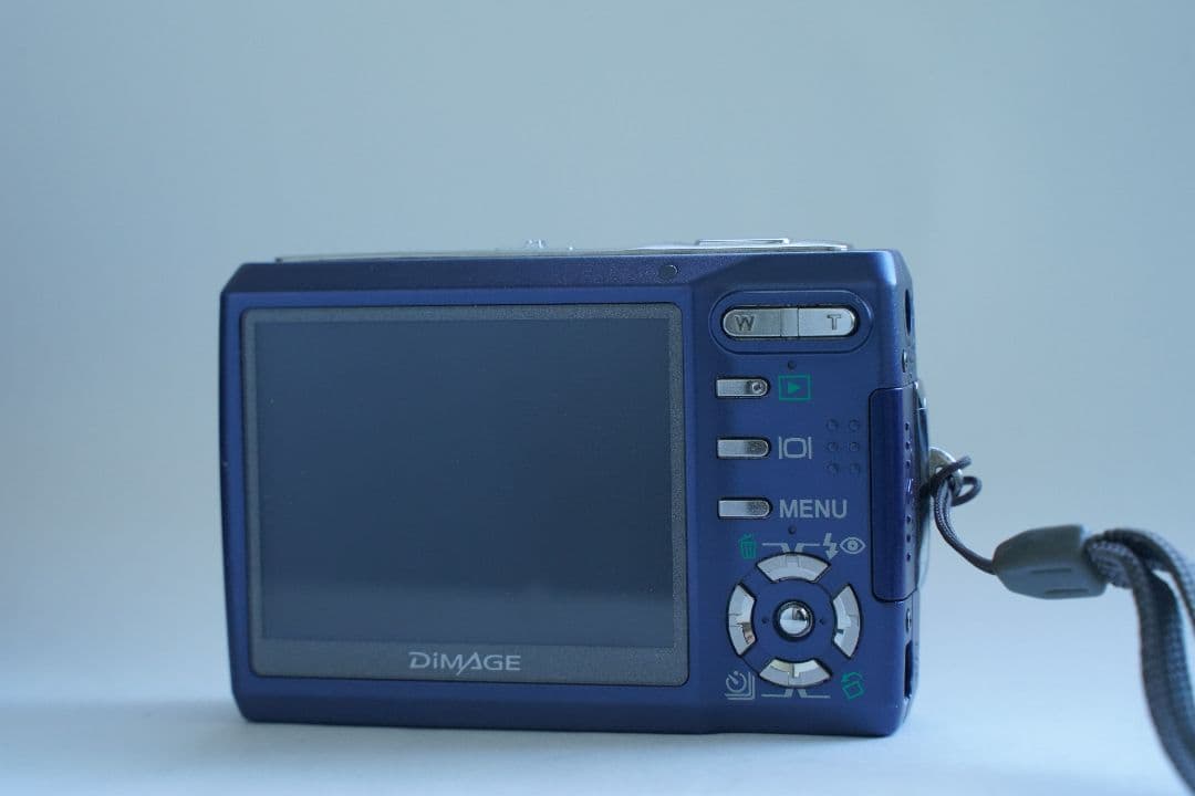 【美品】Dimage X60 CCD マリンブルー コニカミノルタ コンデジ