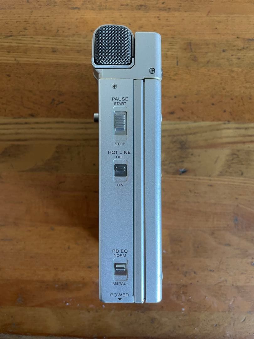 SONY WM-R2 カセットコーダー（ジャンク品）