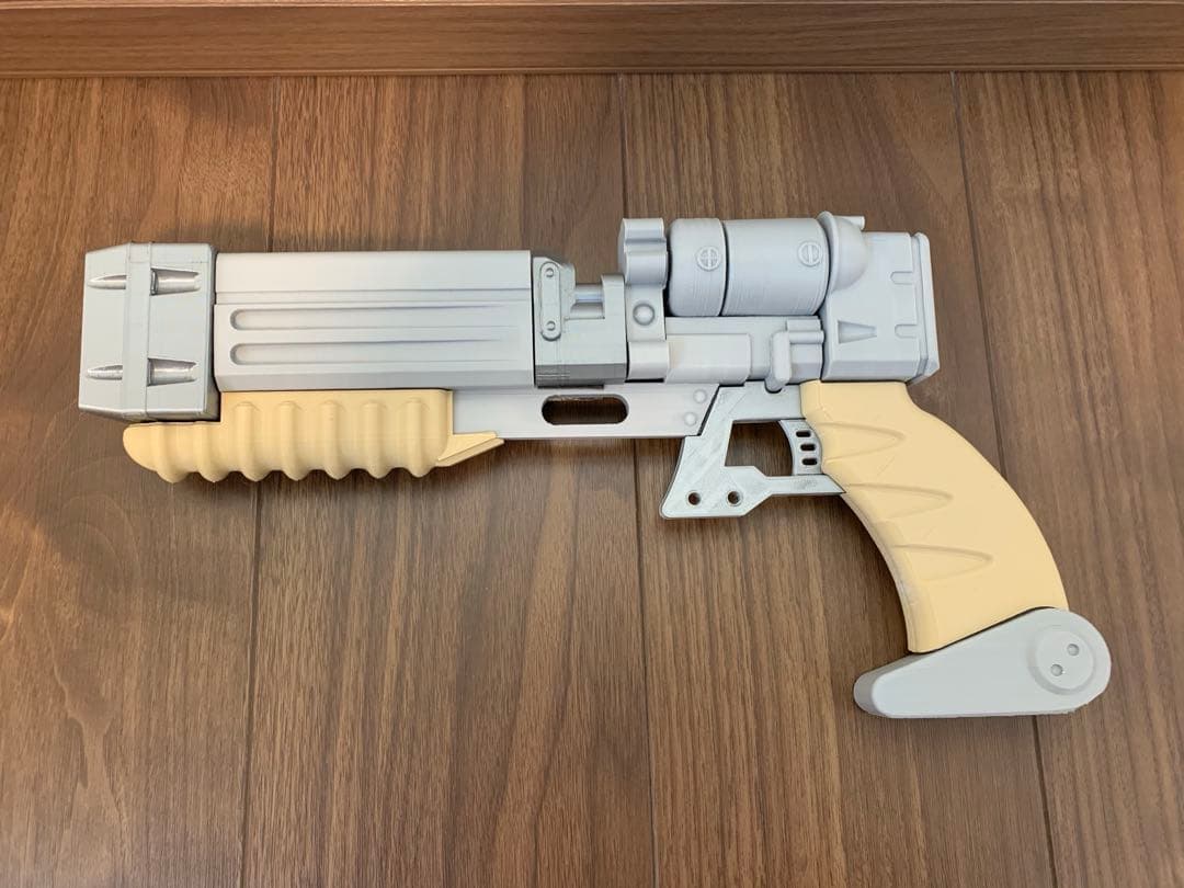 fallout ショートレーザーライフル