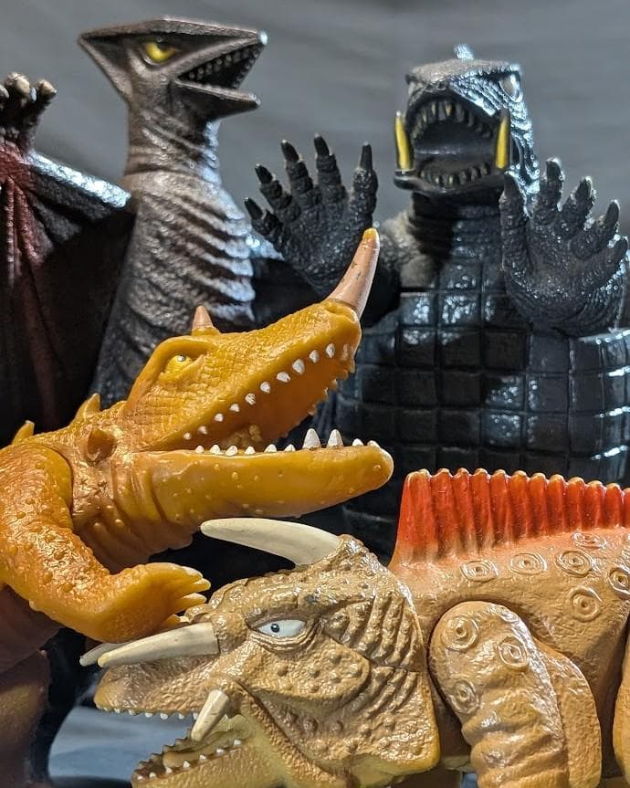 昭和ガメラ＆ギャオス・バルゴン・ジャイガー（バンダイ）計４体セット