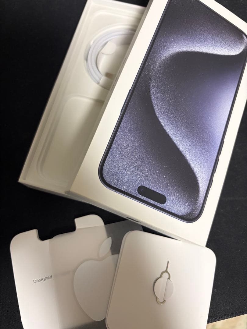 Apple iPhone 15Pro Maxブルーブラック 本体