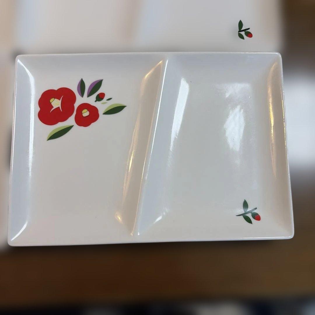 キャッスルエンタープライズ　「お家時間シリーズ 和食によく合う仕切り皿」6客　椿