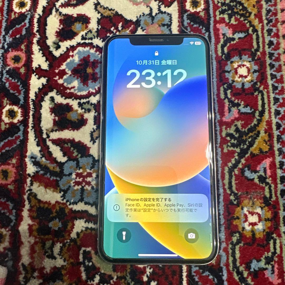 Apple iPhone X シルバー 5.8インチ