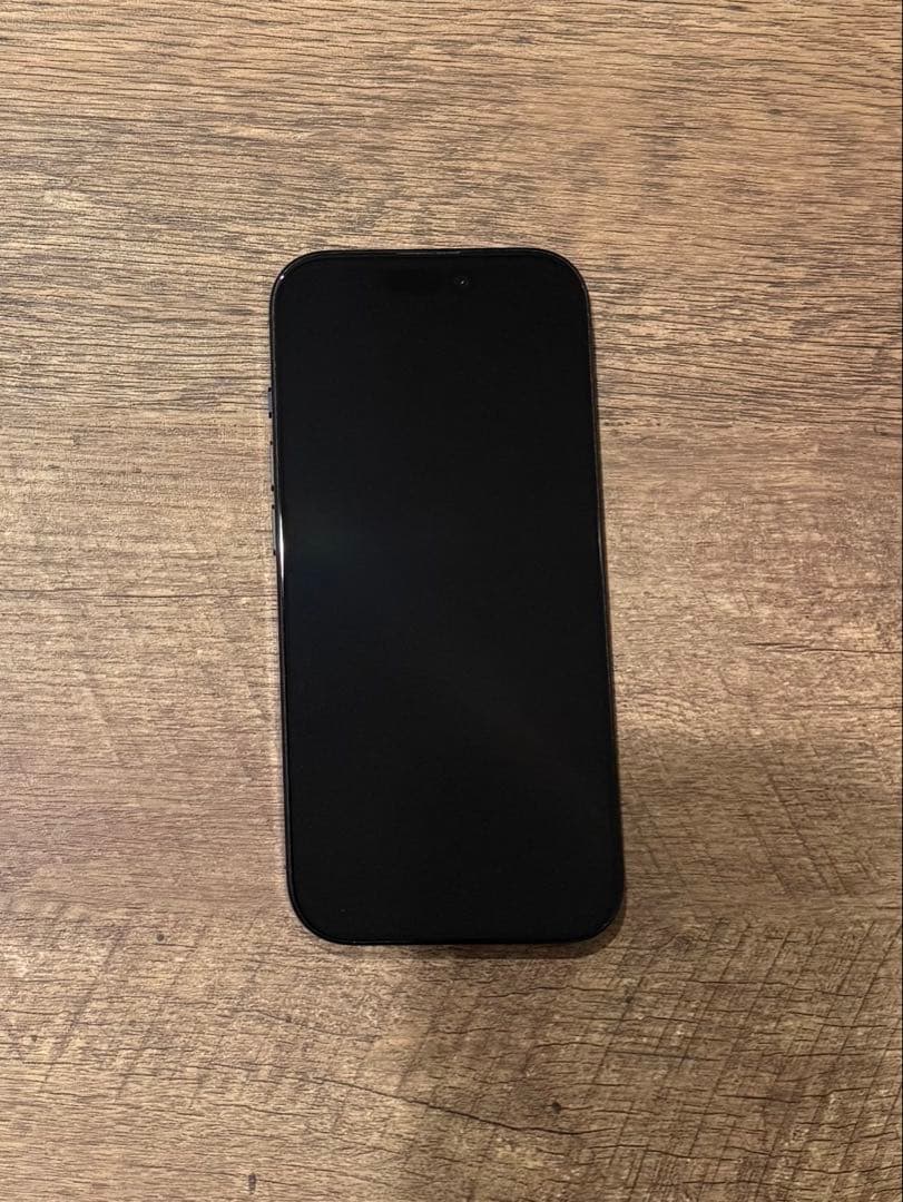 【美品】 iPhone 16 Pro ブラックチタニウム 128GB