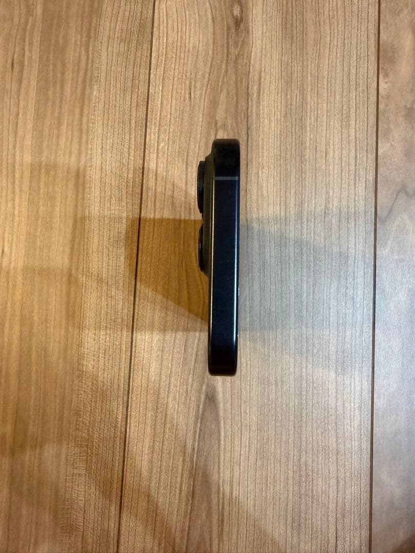 【美品】 iPhone 16 Pro ブラックチタニウム 128GB