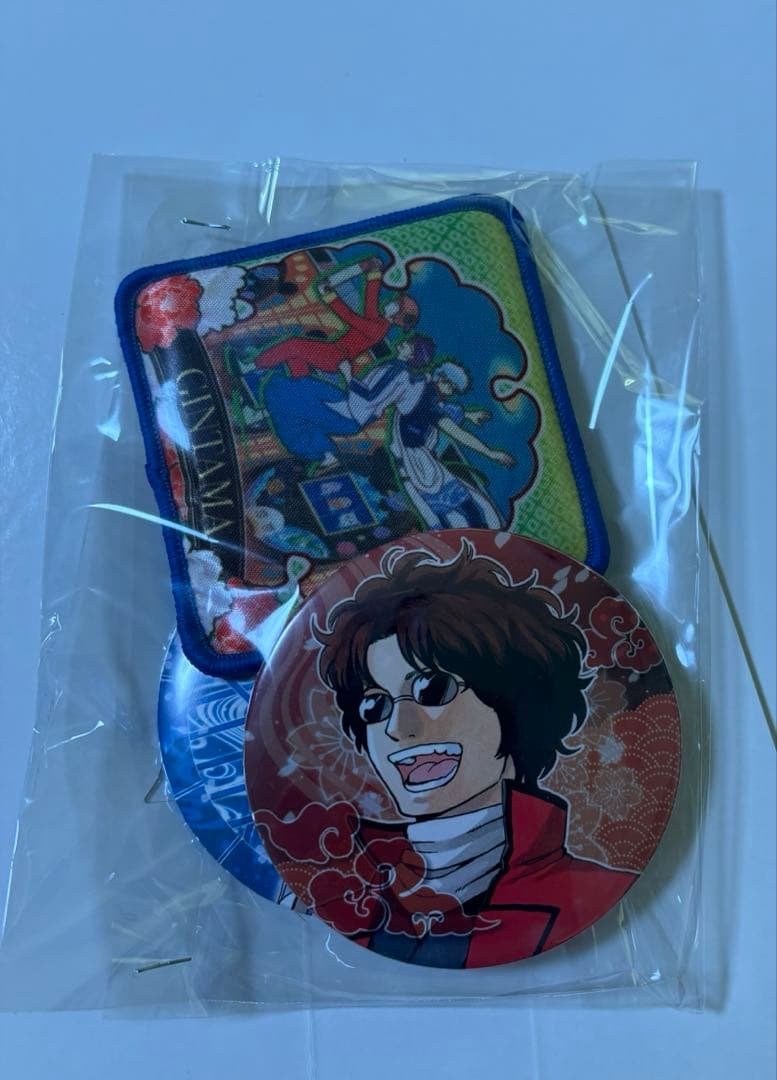 銀魂 缶バッジセット 赤と青 2個