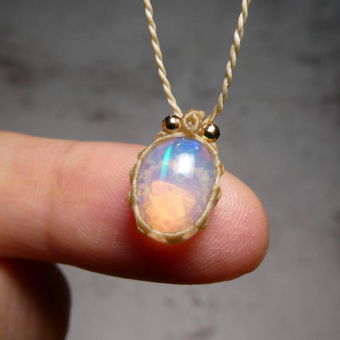 W　宝石質オパール・ペリドットのマクラメネックレス