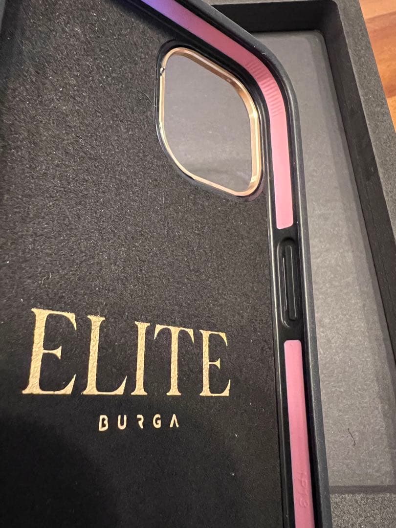 ☆未使用☆iPhone13専用ケータイケース