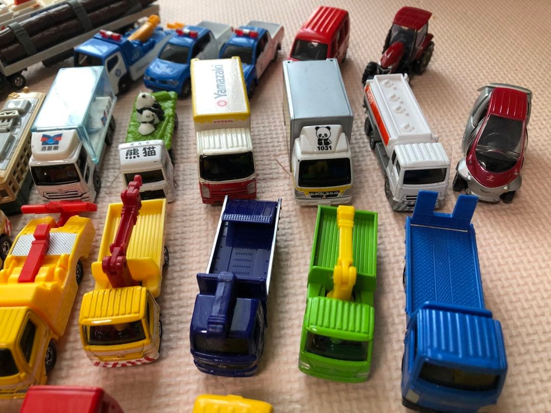 トミカ、SIKU、ハッピーセットトミカなど　まとめ売り