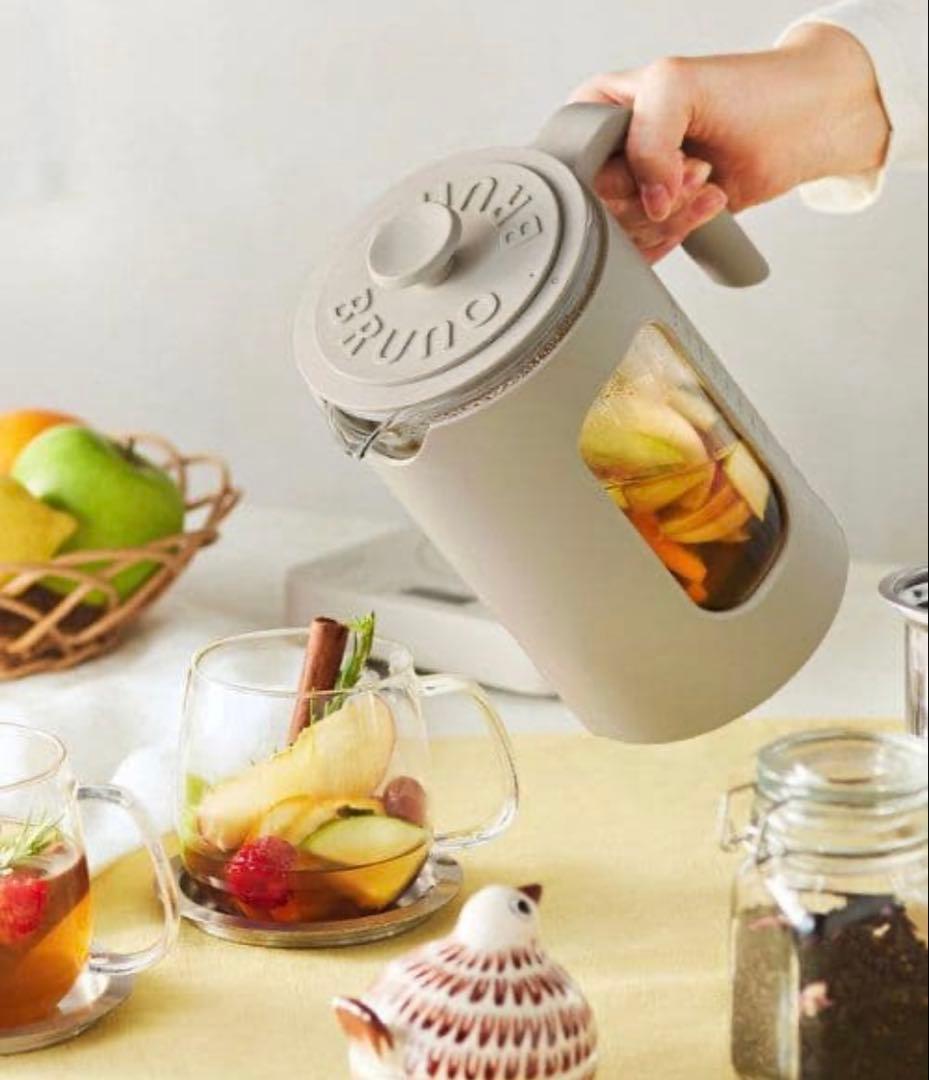 【新品未使用】BRUNO 温度調節マルチケトル 1リットル　ホワイト