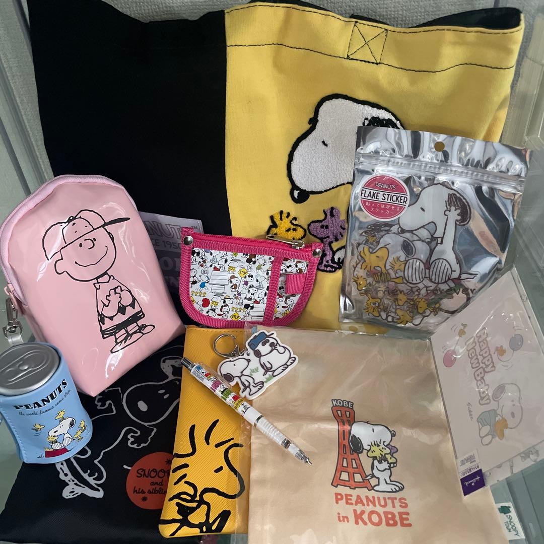 スヌーピー　グッズ　まとめ売り　ガチャ　フィギュア　ぬいぐるみ　プライズ　雑貨