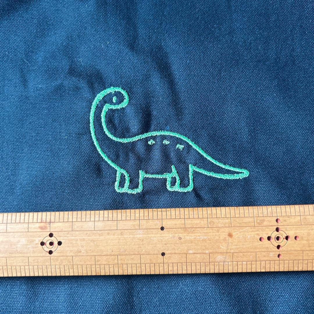 ハンドメイド　恐竜刺繍トートバッグ　お着替え袋　上履き入れ　オックス生地　専用
