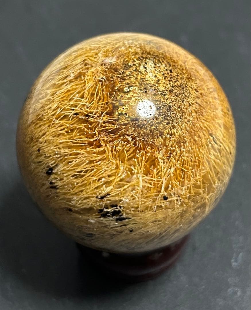 ゴールデンルチルクォーツクリスタル　丸玉186g