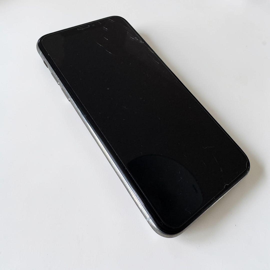 iPhone X 256GB ホワイト　SIMフリー　バッテリー76%