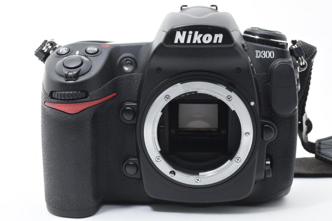 超美品 ニコン D300 ショット数 11,427枚 デジタル ボディ H207