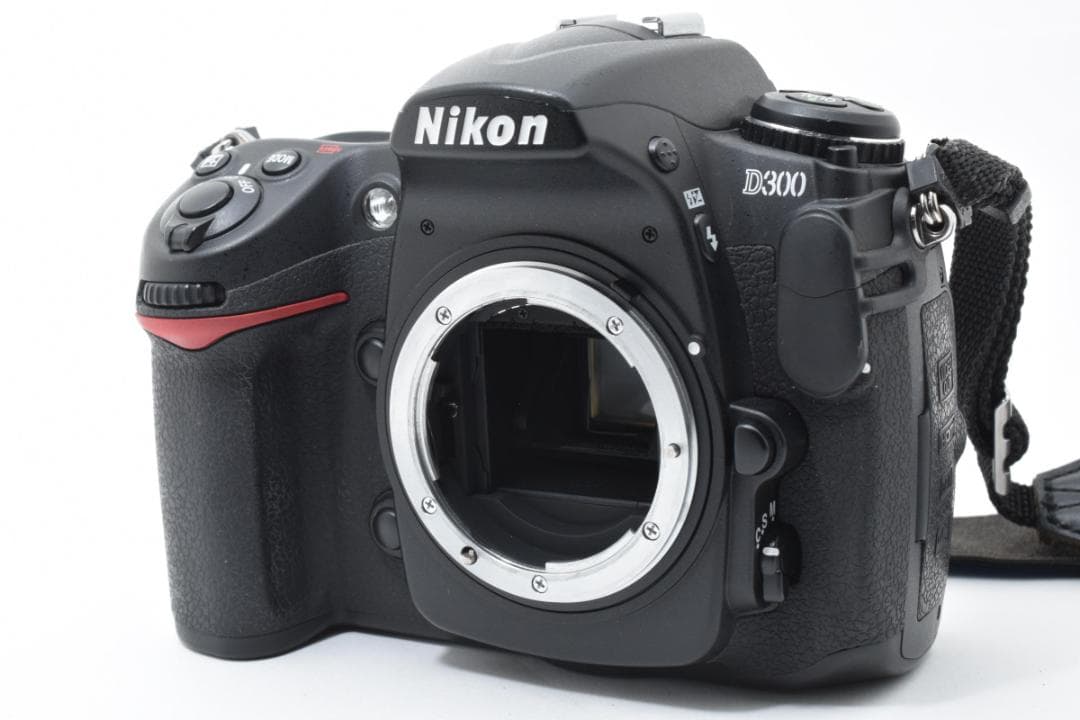超美品 ニコン D300 ショット数 11,427枚 デジタル ボディ H207