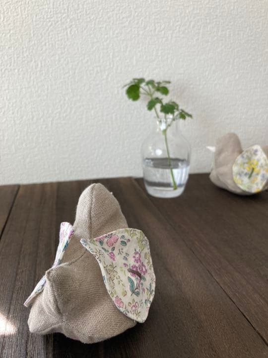 ✳︎おまとめ中✳︎ハンドメイド✳︎『4月のリネンバード』麻色×白地ピンク小花柄