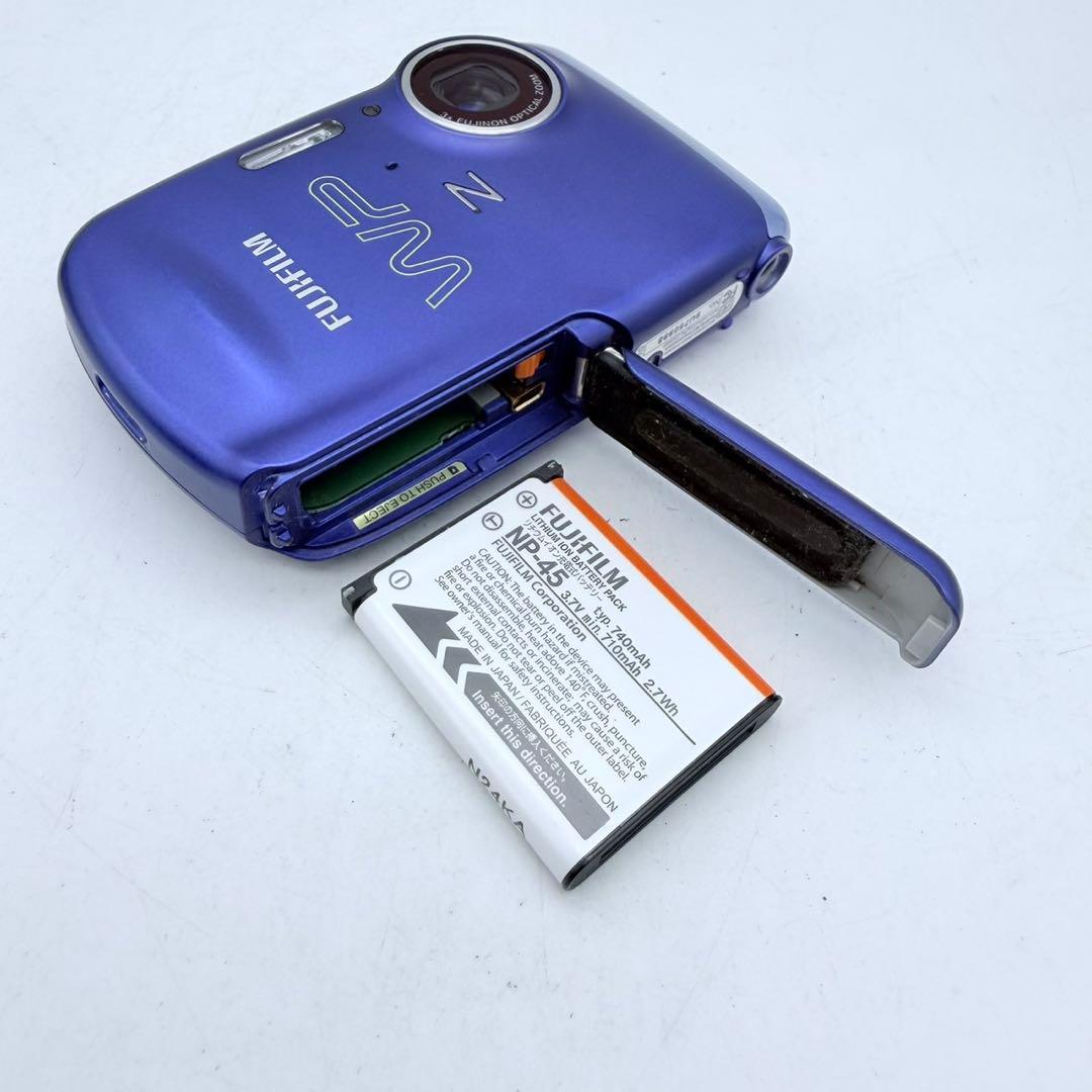 ★【美品動作確認済み】FUJIFILM FinePix Z33WP